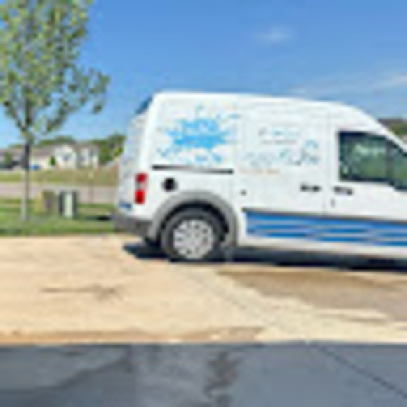 Meet your Posher, Josh - Picture 1 of 1